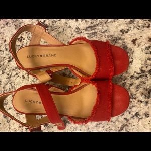 8M Lucky Brand red platform sandals